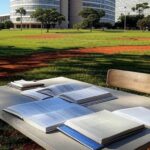 Campus universitário em Brasília representando bolsas de graduação oferecidas pelo GDF no UDF.