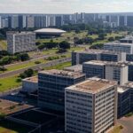 Vista panorâmica de Brasília simbolizando a queda de 96% nos casos de dengue no Distrito Federal em 2025.
